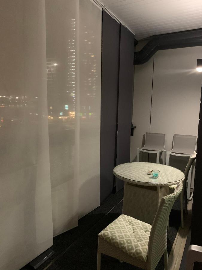 Sea View Lux Kalasatama Romantic Studio - Balcony & Coffee& Tee, Wifi, Gym &Sauna ヘルシンキ エクステリア 写真